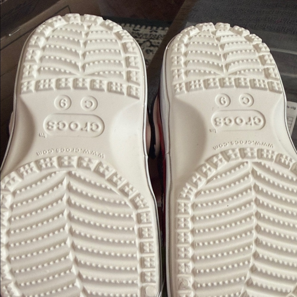 CROCS Kids Pokémon S - Black and Multicolor NWT - Picture 3 of 5